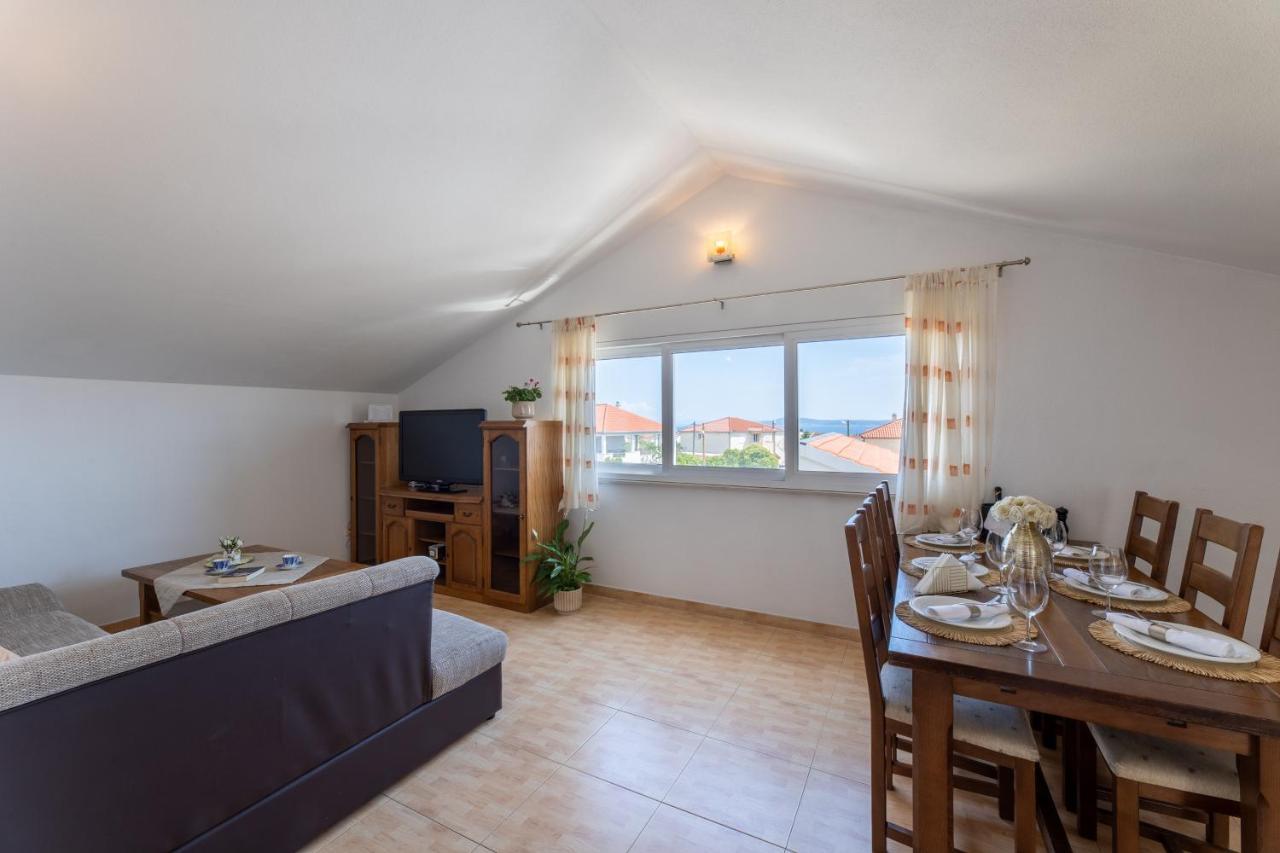 Apartments Vranjic Traù Esterno foto